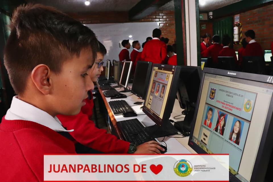 Nosotros Portada